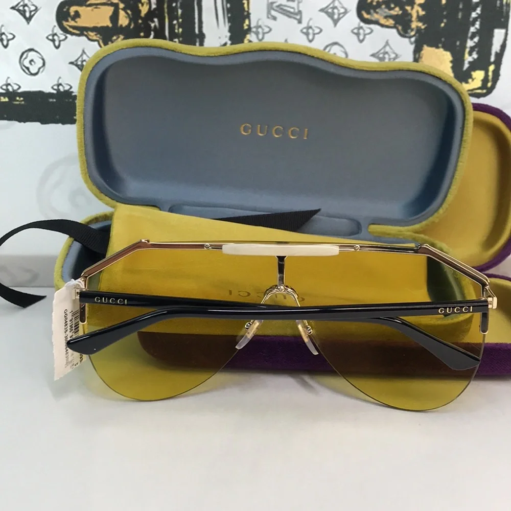100%- New Authentic GUCCI GG0584s 004 140’ Aviator Shield Sunglasses